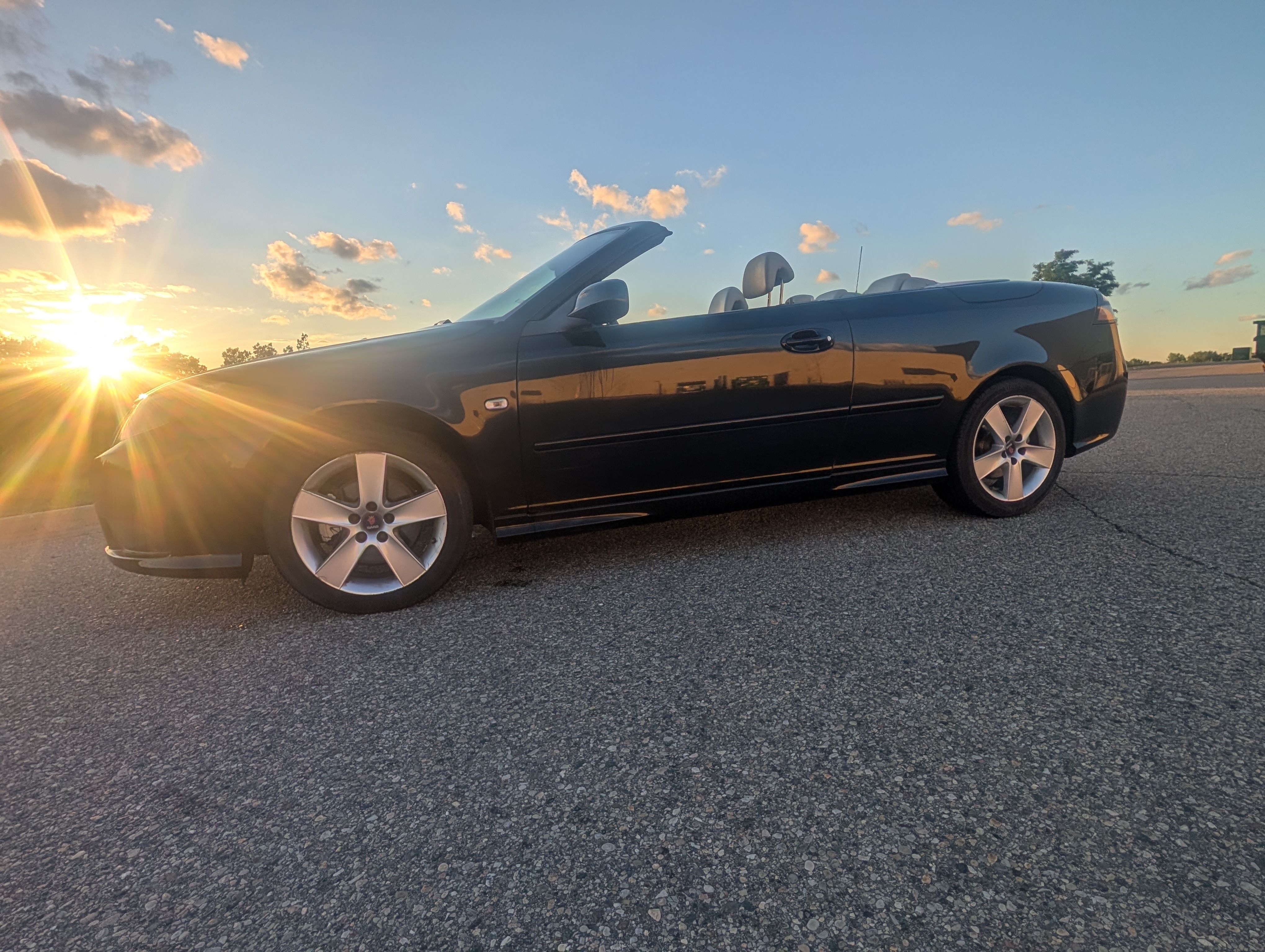 Used 2011 Saab 9-3 Aero FWD image 4