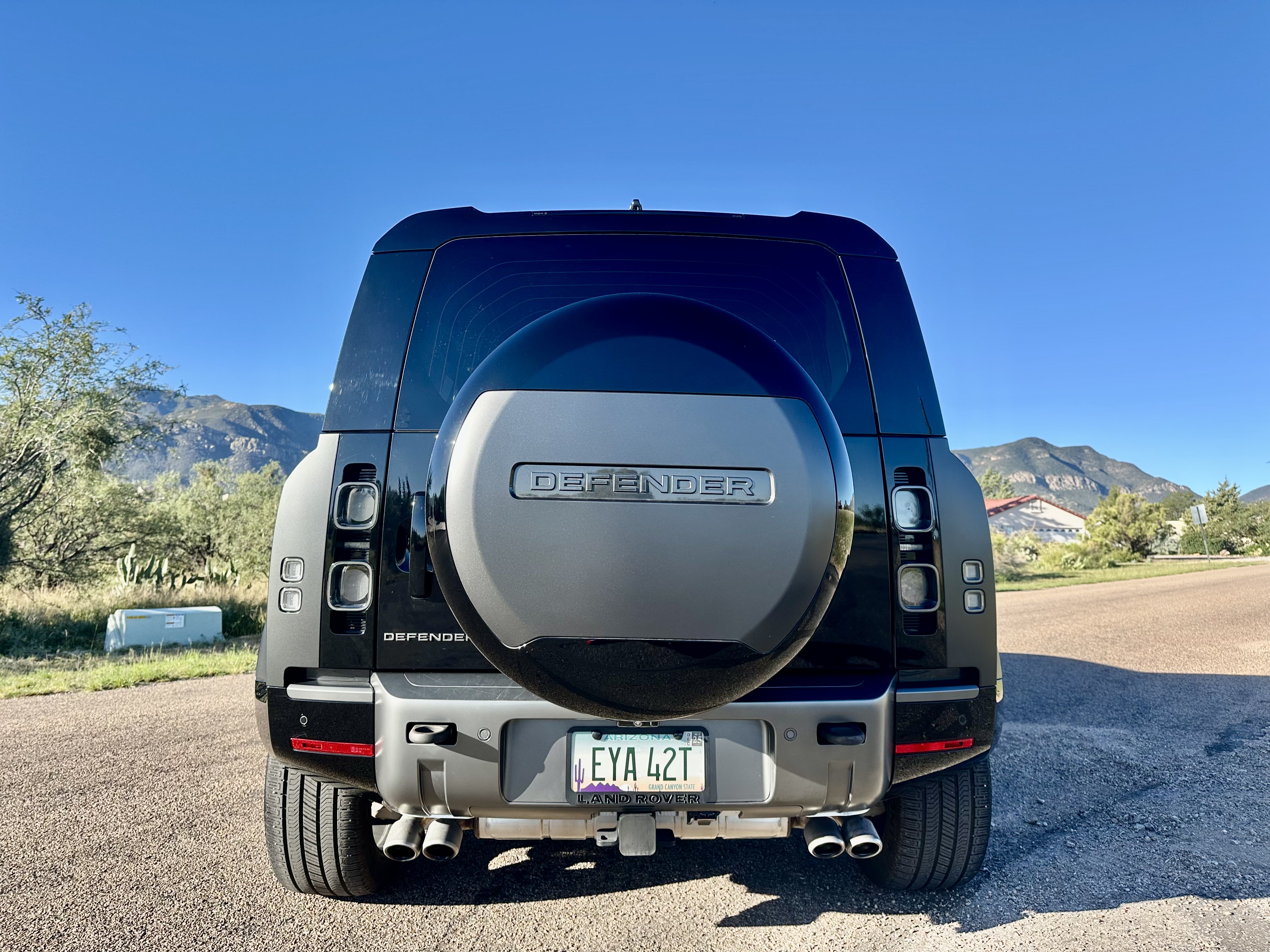Used 2024 Land Rover Defender 110 Carpathian Edition AWD/4WD image 8
