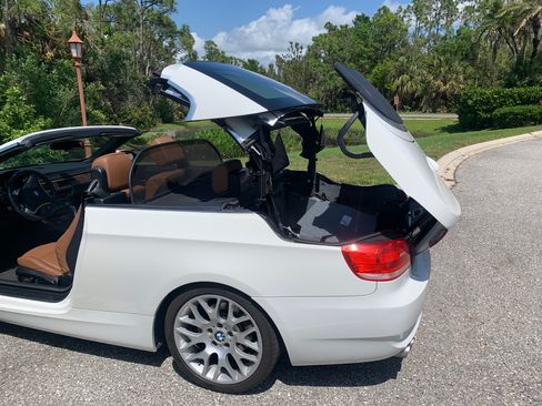 Used 2008 BMW 328i Convertible image 9