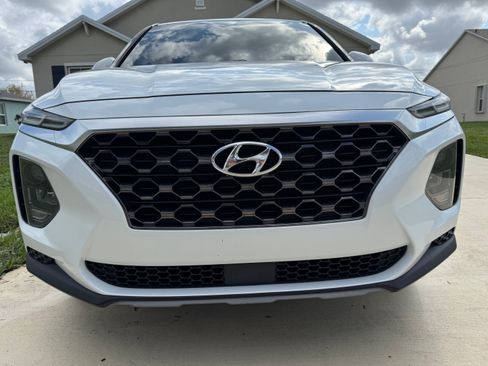Used 2020 Hyundai Santa Fe SE image 5