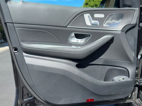 Used 2025 Mercedes-Benz GLE 53 AMG 4MATIC image 10