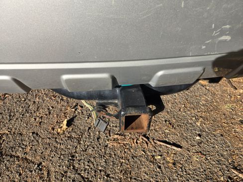 Used 2005 Ford Escape 2WD Hybrid image 8