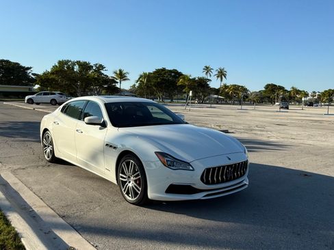 Used 2018 Maserati Quattroporte S GranLusso image 1