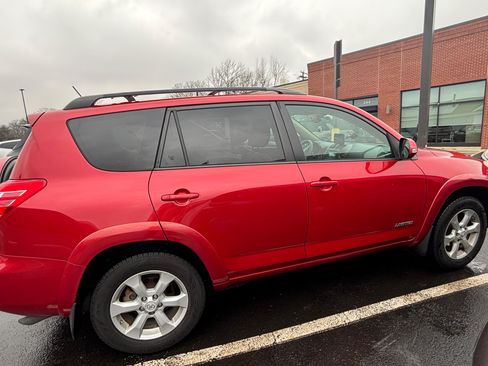 Used 2012 Toyota RAV4 Limited w/ Premium Plus Value Pkg image 9