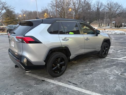 Used 2019 Toyota RAV4 XSE image 14