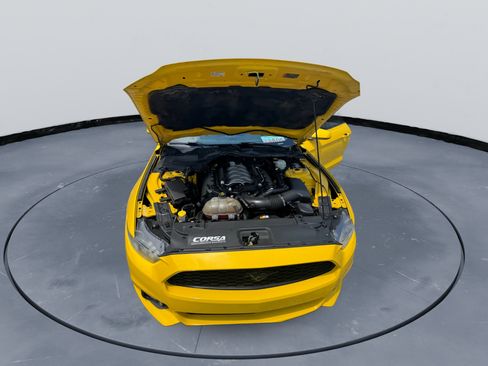 Used 2017 Ford Mustang GT image 6