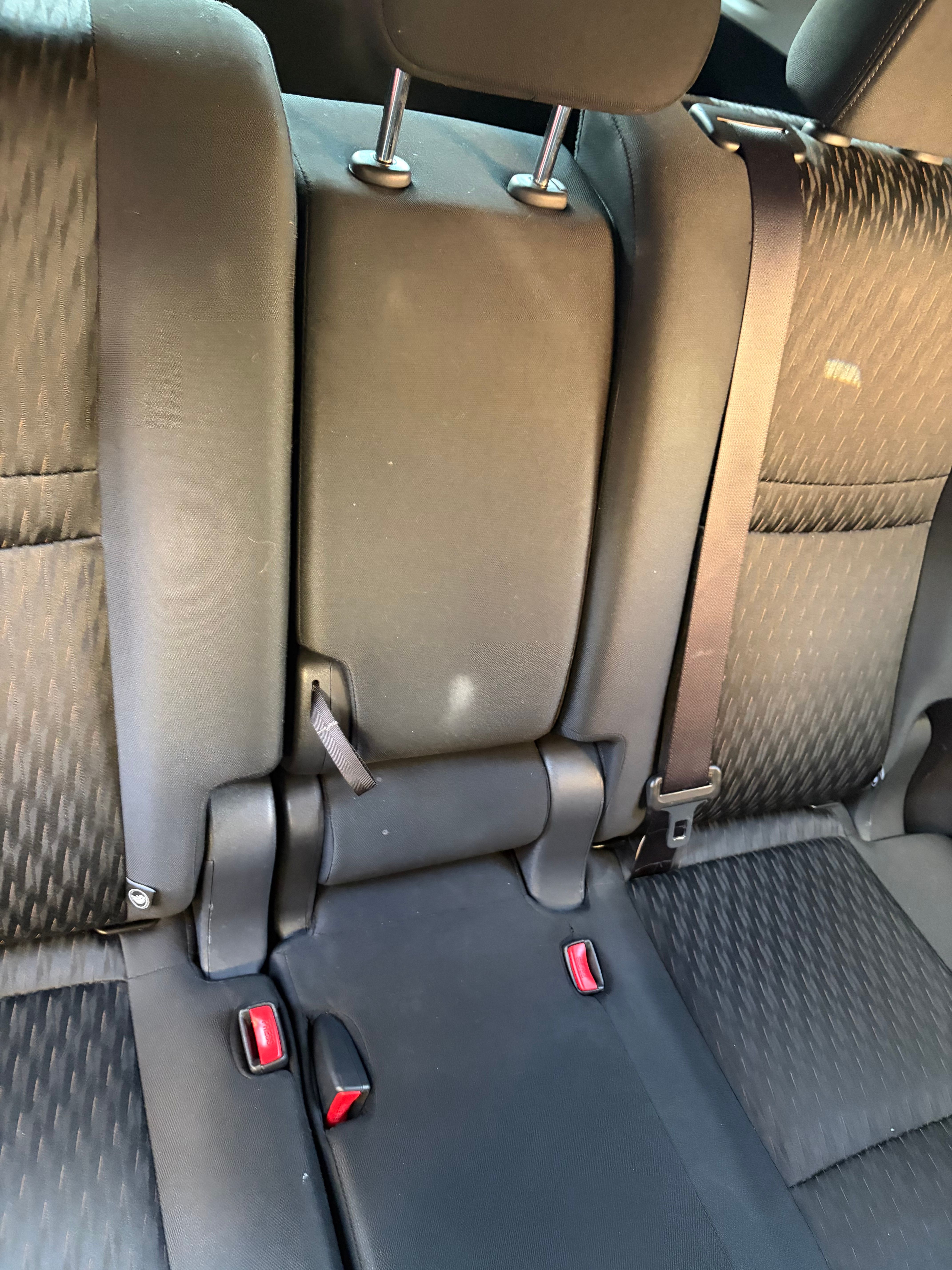 Used 2019 Nissan Rogue S FWD image 25