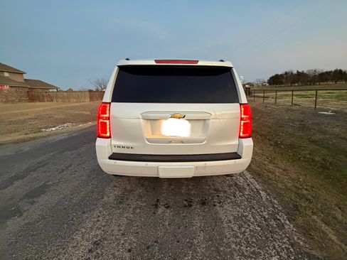 Used 2016 Chevrolet Tahoe LT image 4