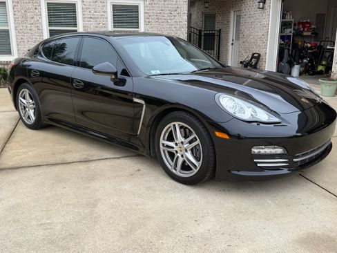 Used 2013 Porsche Panamera image 1