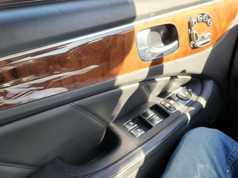 Used 2011 Hyundai Equus Ultimate image 13