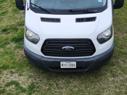 Used 2017 Ford Transit 250 148 Medium Roof image 13