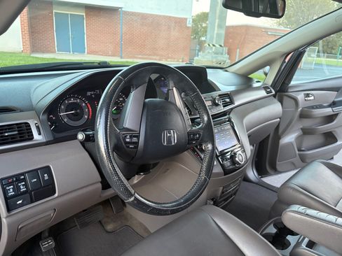 Used 2015 Honda Odyssey EX-L image 14