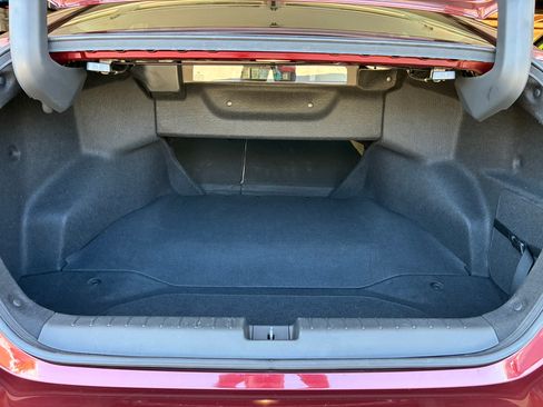 Used 2018 Honda Clarity Touring image 18