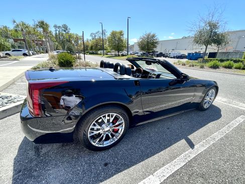Used 2005 Cadillac XLR Convertible 2D image 5