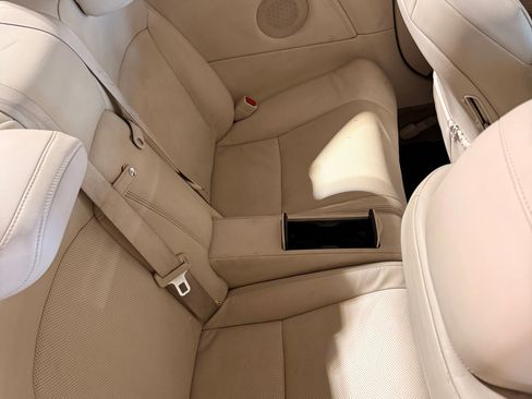 Used 2010 Lexus IS 350C RWD image 15