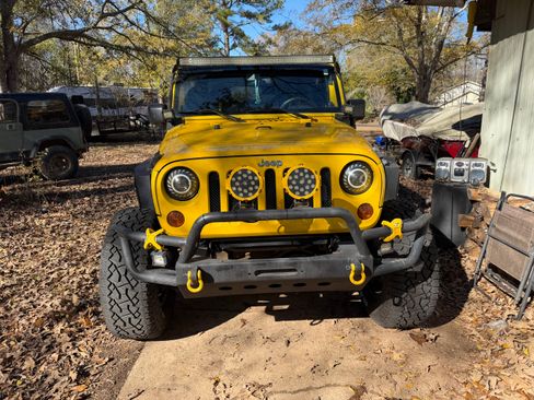 Used 2009 Jeep Wrangler X w/ Black Appearance Group image 6