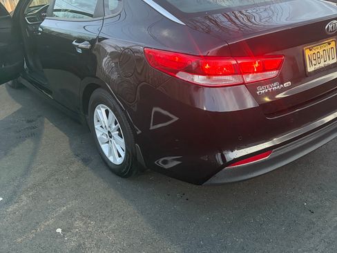 Used 2016 Kia Optima LX w/ LX Convenience Package image 5