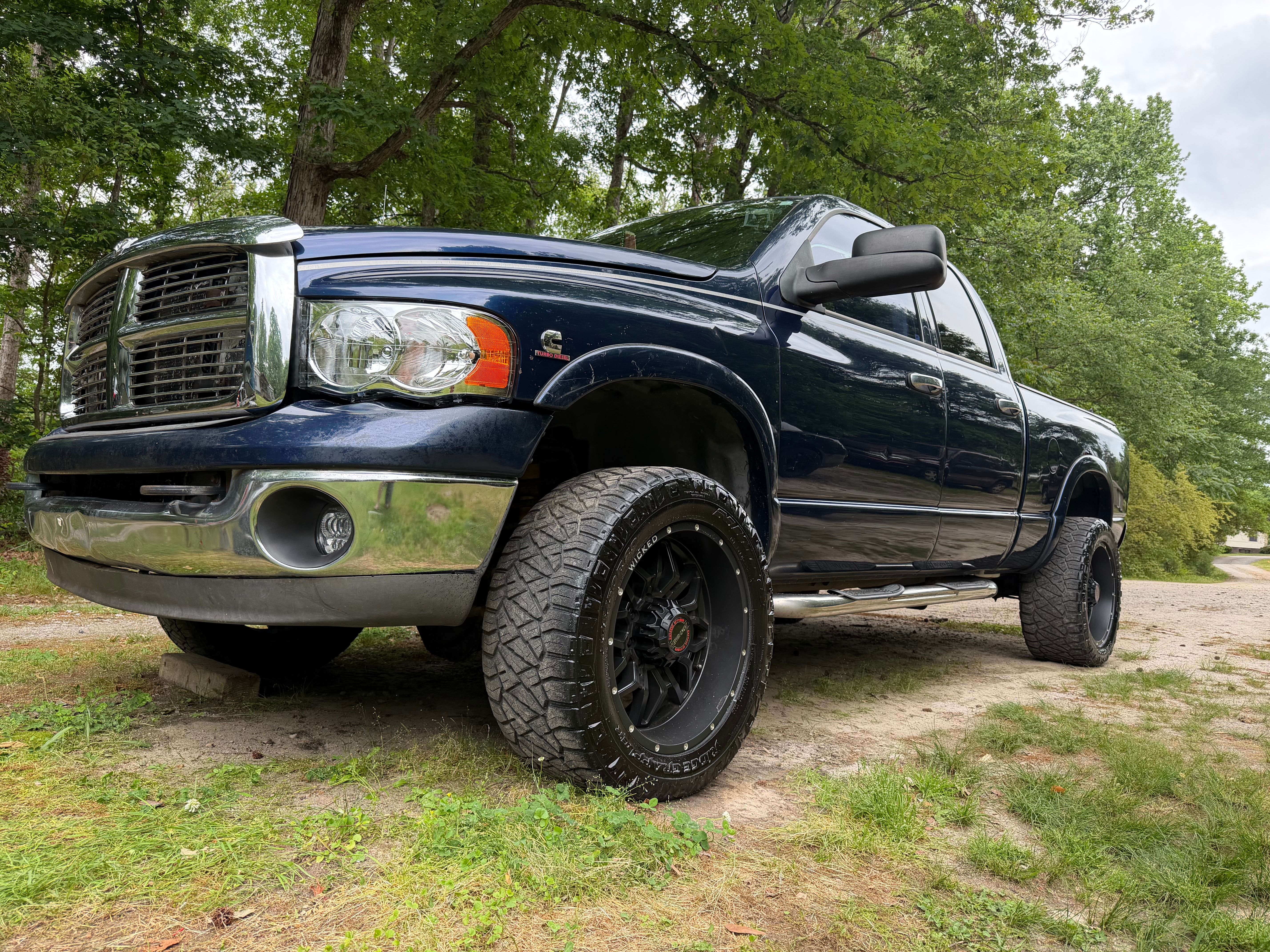 Used 2005 Dodge Ram 2500 Truck SLT w/ Quad Cab Big Horn Value Group AWD/4WD image 4