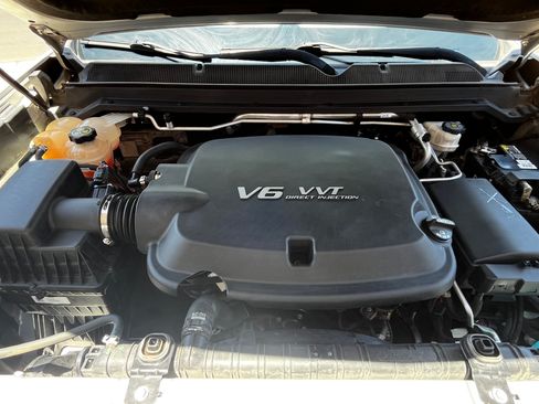 Used 2020 Chevrolet Colorado LT RWD image 20