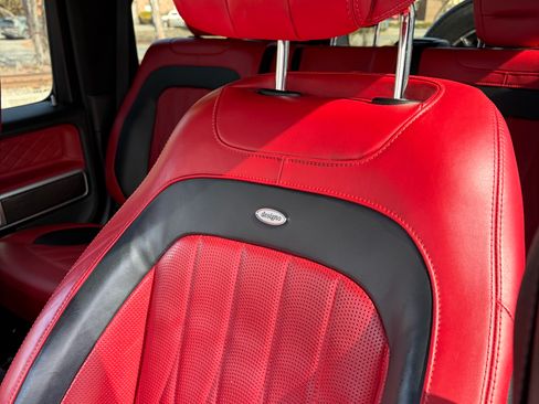 Used 2019 Mercedes-Benz G 550 image 2