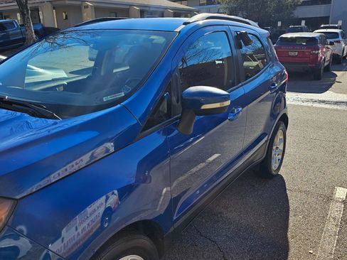 Used 2018 Ford EcoSport SE w/ SE Convenience Package FWD image 2