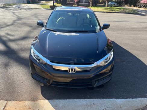Used 2016 Honda Civic EX image 2