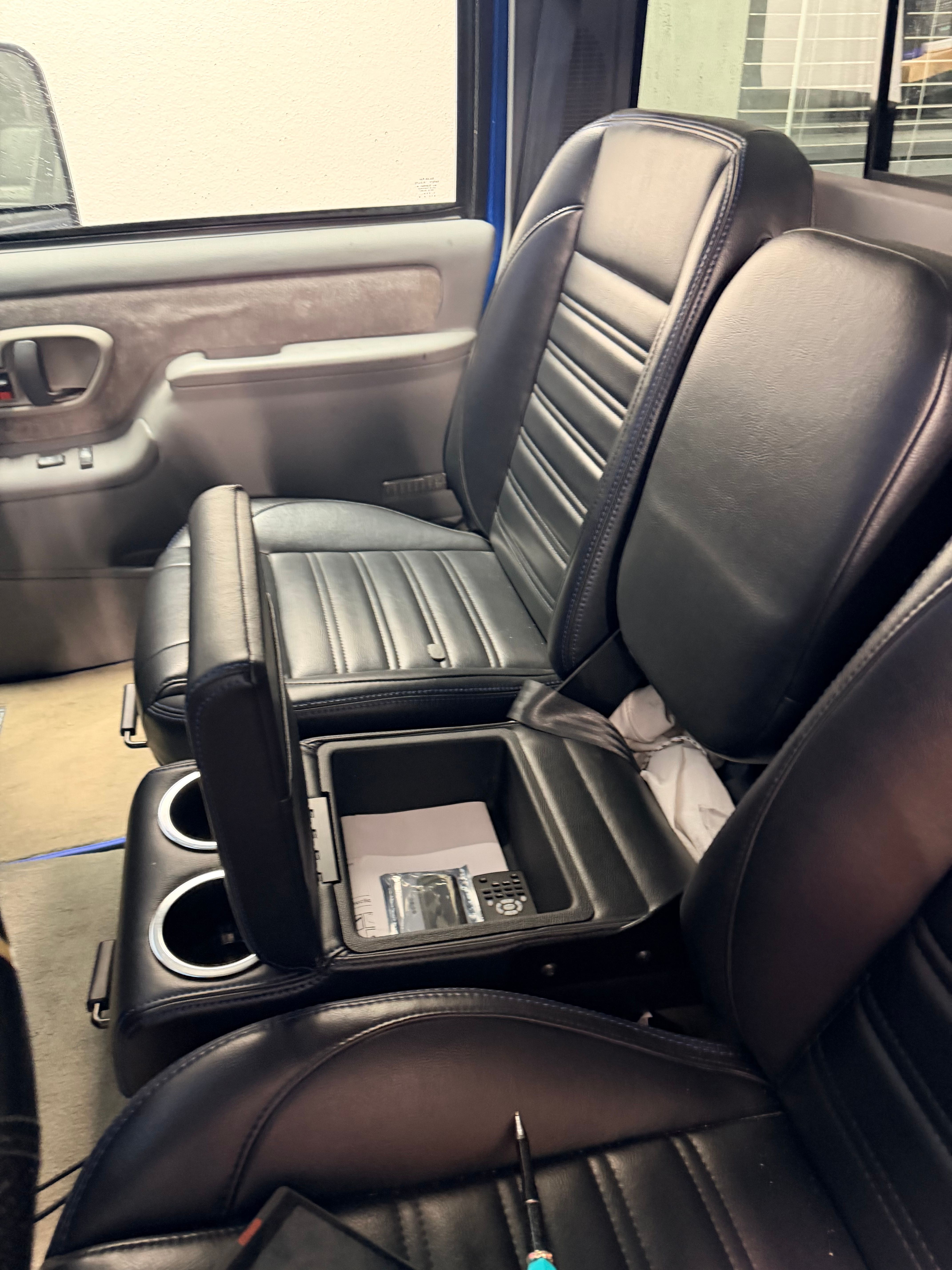 Used 1995 Chevrolet Silverado 1500 4x4 Regular Cab image 9