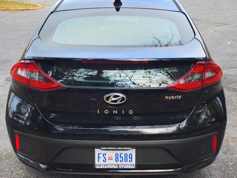Used 2017 Hyundai Ioniq SEL image 10