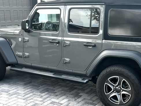 Used 2021 Jeep Wrangler Unlimited Sport image 2