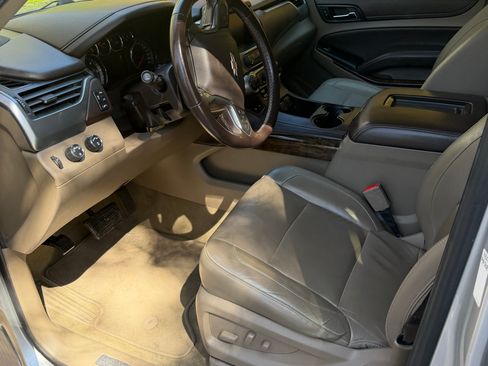 Used 2018 Chevrolet Tahoe LT image 14