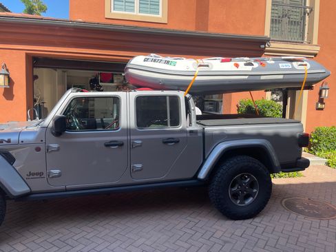 Used 2020 Jeep Gladiator Rubicon image 6