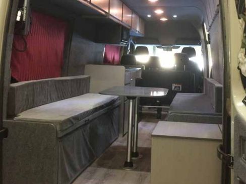 Used 2017 Mercedes-Benz Sprinter 2500 image 17