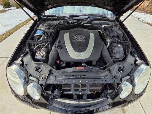 Used 2008 Mercedes-Benz E 350 4MATIC Sedan image 16