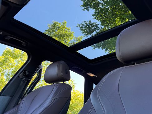 Used 2018 BMW X5 xDrive40e AWD/4WD image 21