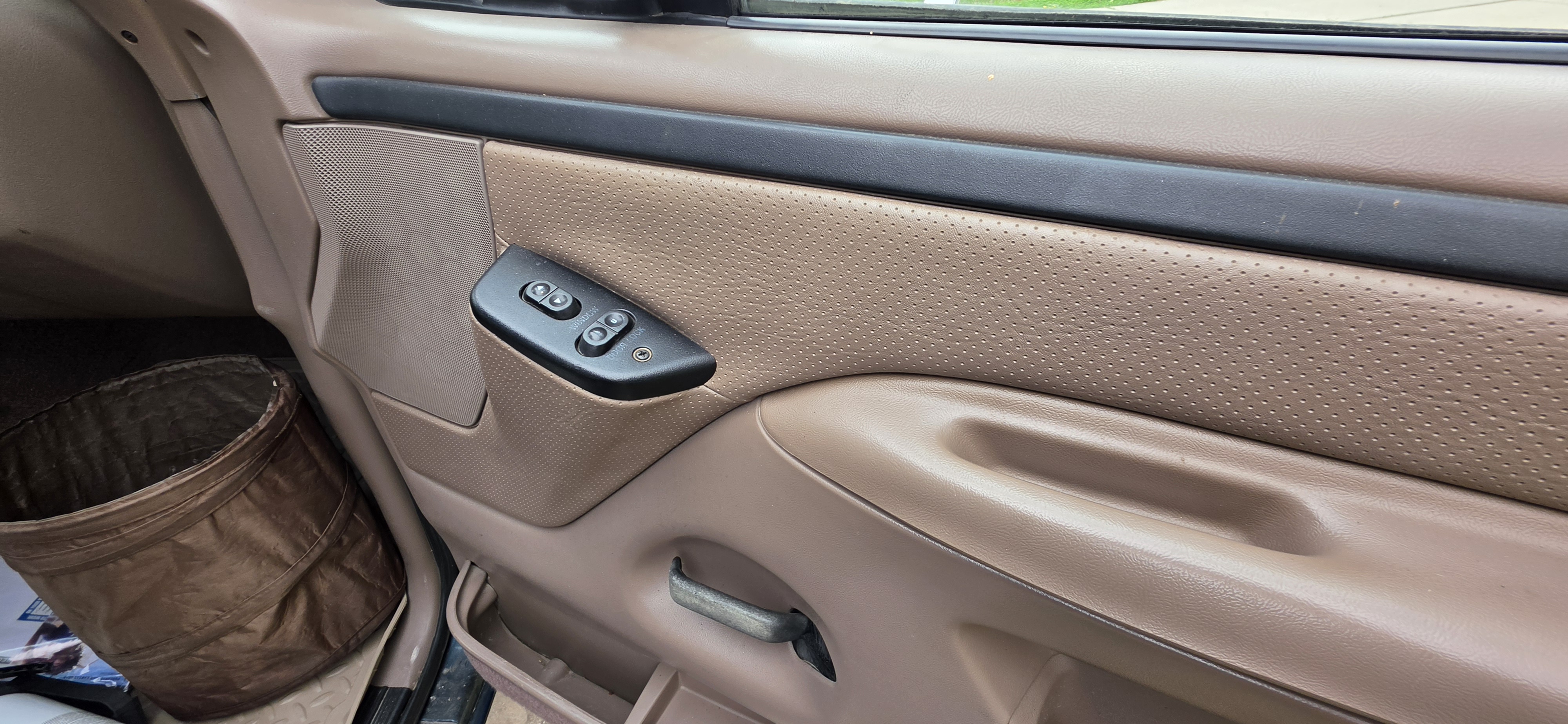 Used 1996 Ford F250 4x4 SuperCab image 19