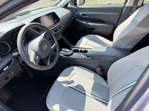 Used 2022 Hyundai Sonata SE image 9