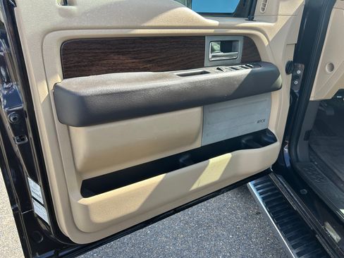 Used 2014 Ford F150 Lariat w/ Equipment Group 502A Luxury image 12