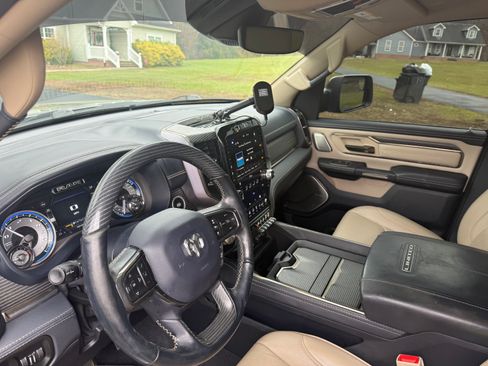 Used 2020 RAM 1500 Limited image 23