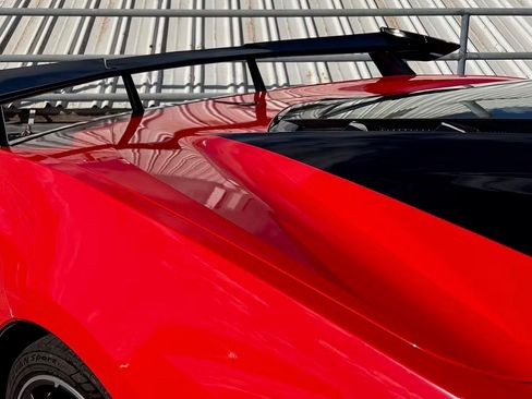 Used 2020 Chevrolet Corvette Stingray Preferred Cpe w/ 2LT Preferred Equipment Group RWD image 4
