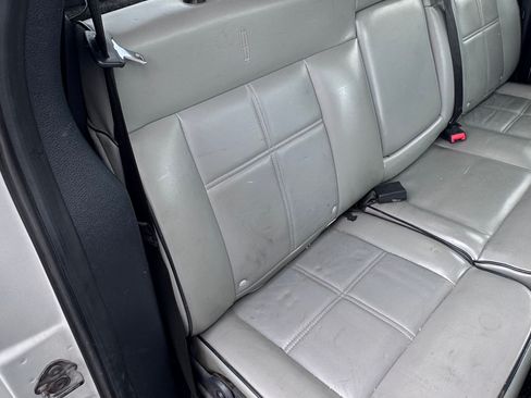 Used 2006 Lincoln Mark LT 4x4 image 13