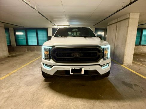 Used 2022 Ford F150 XLT w/ Equipment Group 302A High image 17