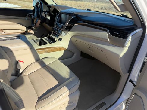 Used 2019 GMC Yukon Denali w/ Denali Ultimate Package image 19