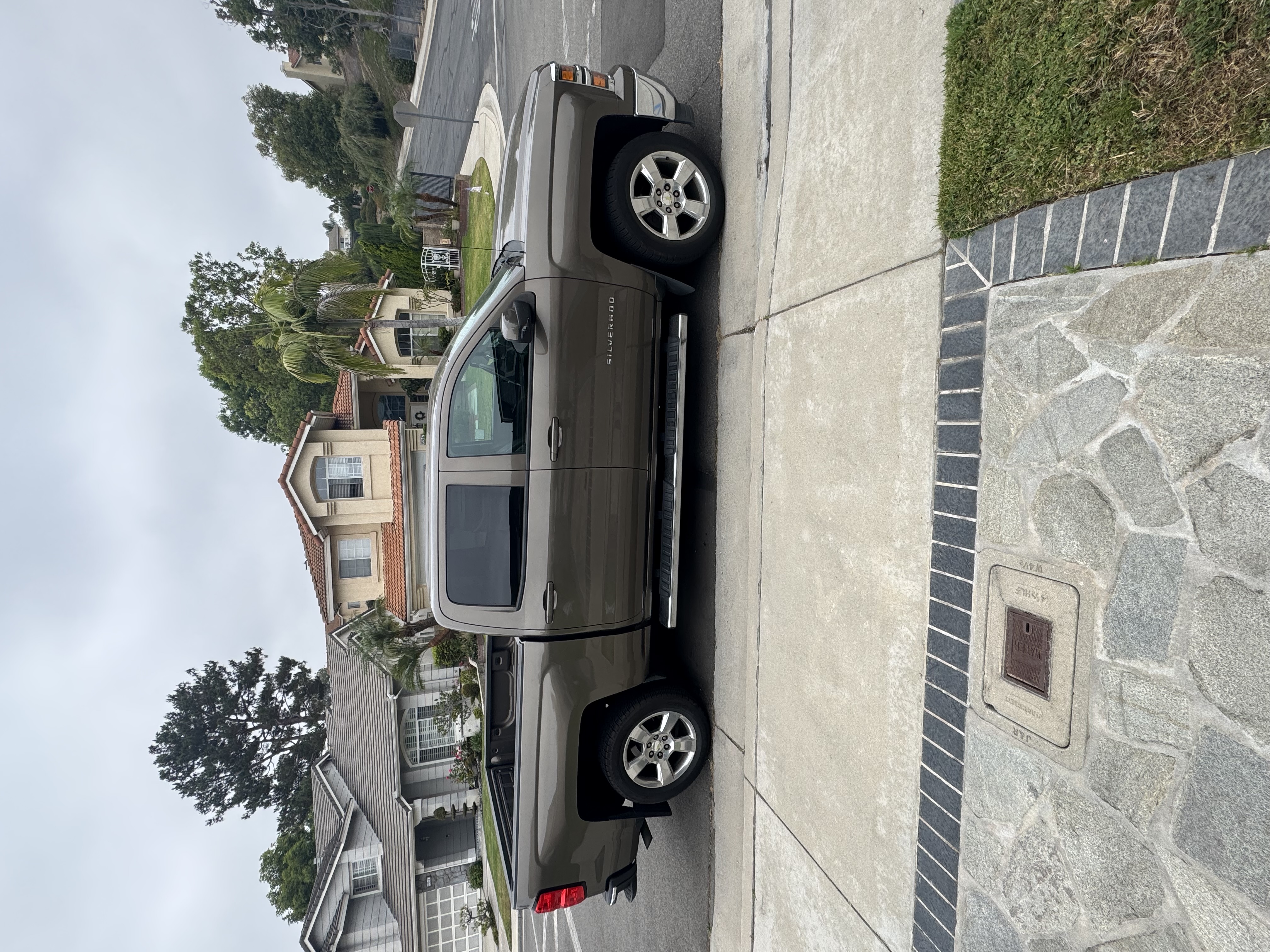 Used 2014 Chevrolet Silverado 1500 LT w/ LT Convenience Package RWD image 4