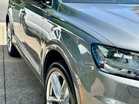 Used 2017 Audi Q7 3.0T Prestige AWD/4WD image 5