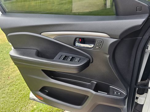 Used 2021 Honda Pilot EX-L image 8