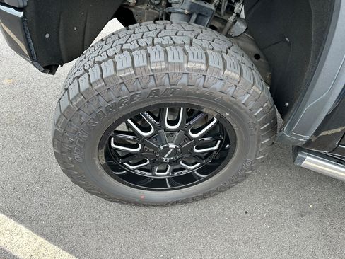 Used 2019 GMC Sierra 1500 Denali w/ Denali Ultimate Package AWD/4WD image 4
