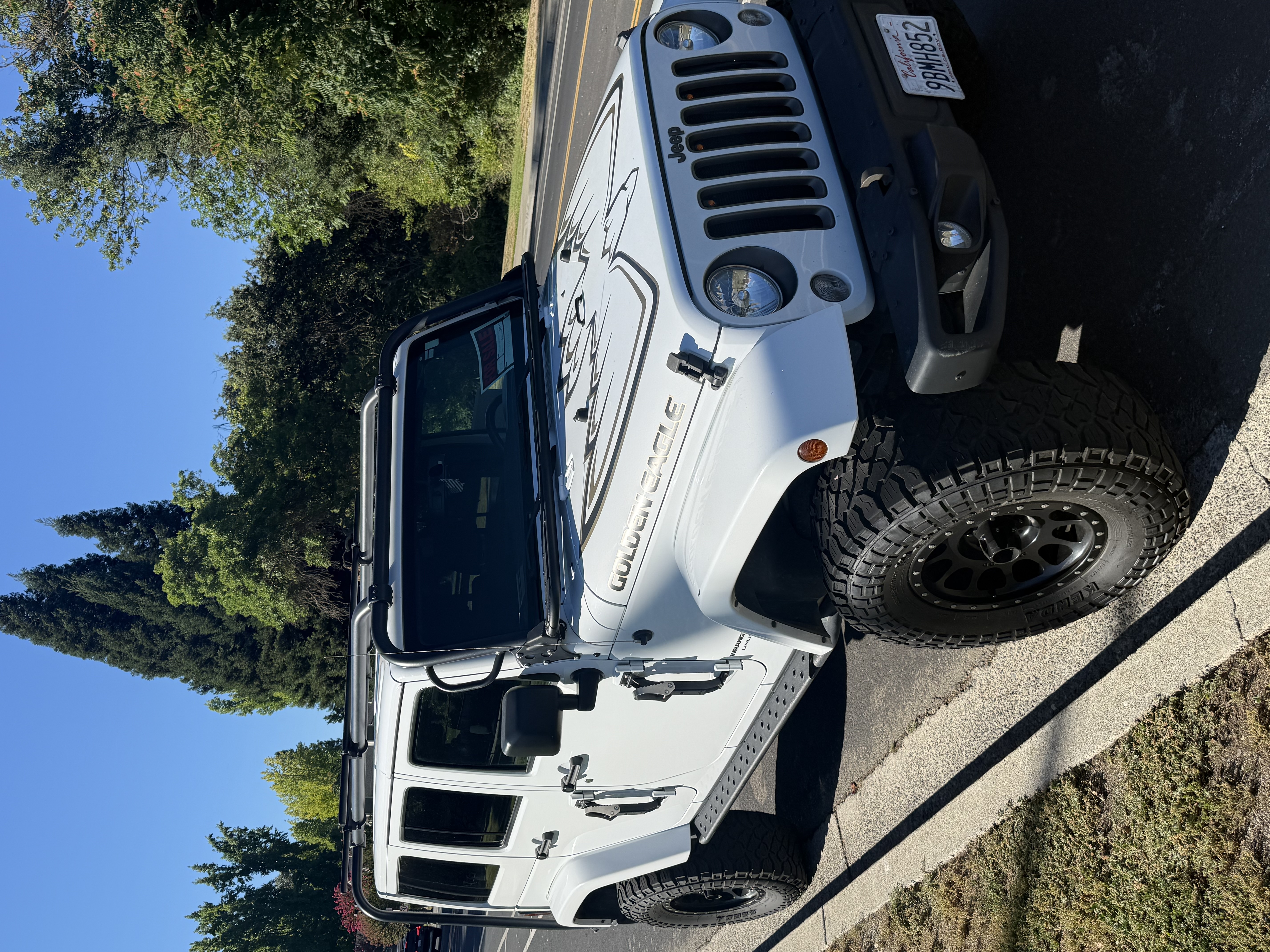 Used 2018 Jeep Wrangler Unlimited Sport AWD/4WD image 2