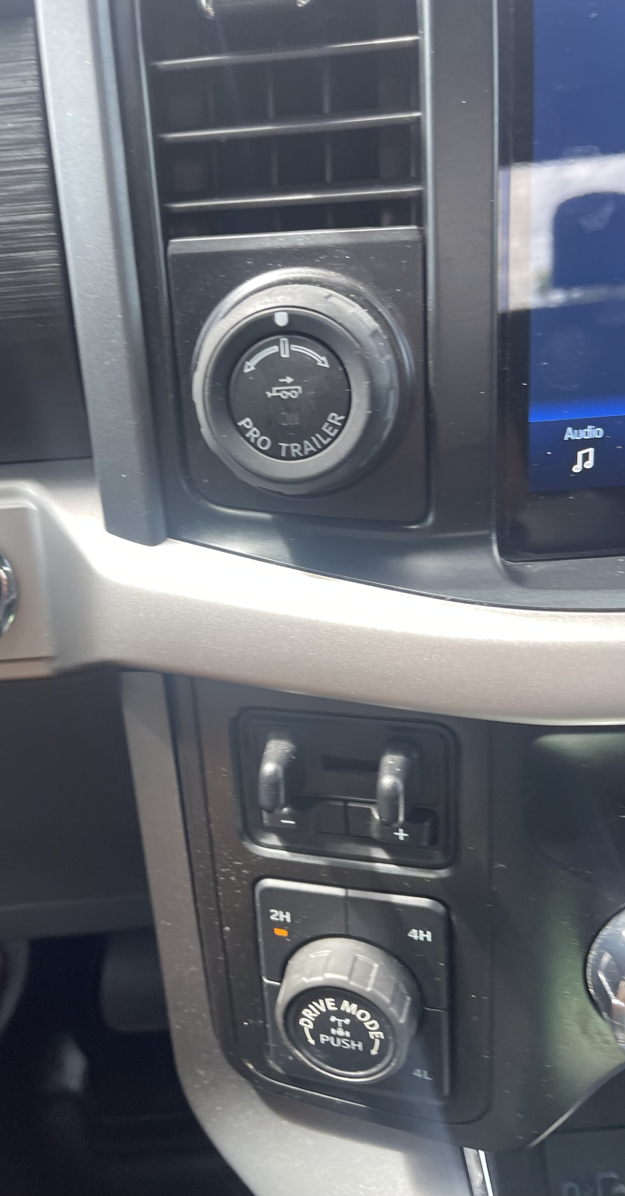 Used 2021 Ford F150 XLT w/ Equipment Group 302A High AWD/4WD image 17