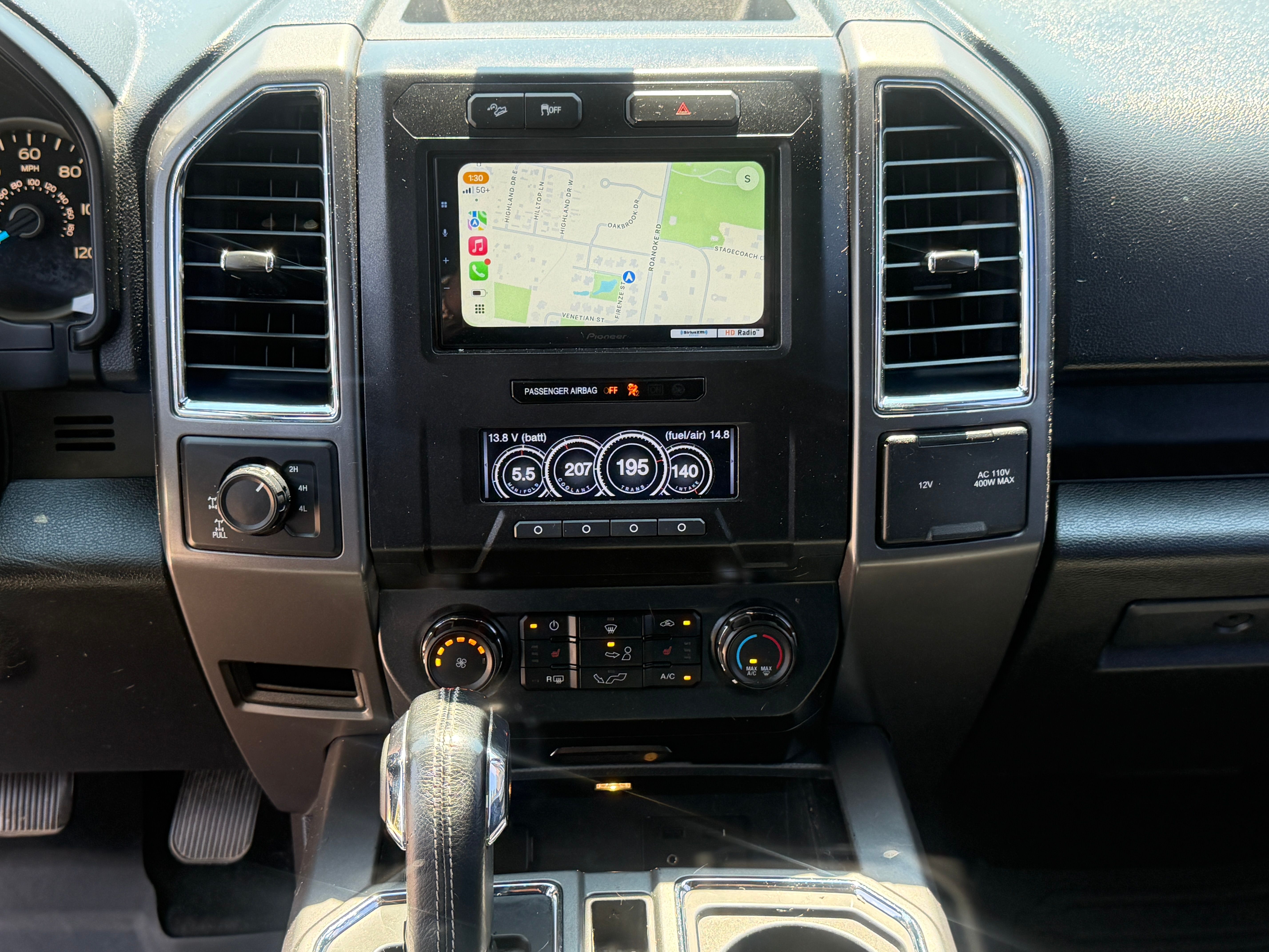 Used 2015 Ford F150 XLT w/ Equipment Group 302A Luxury AWD/4WD image 18