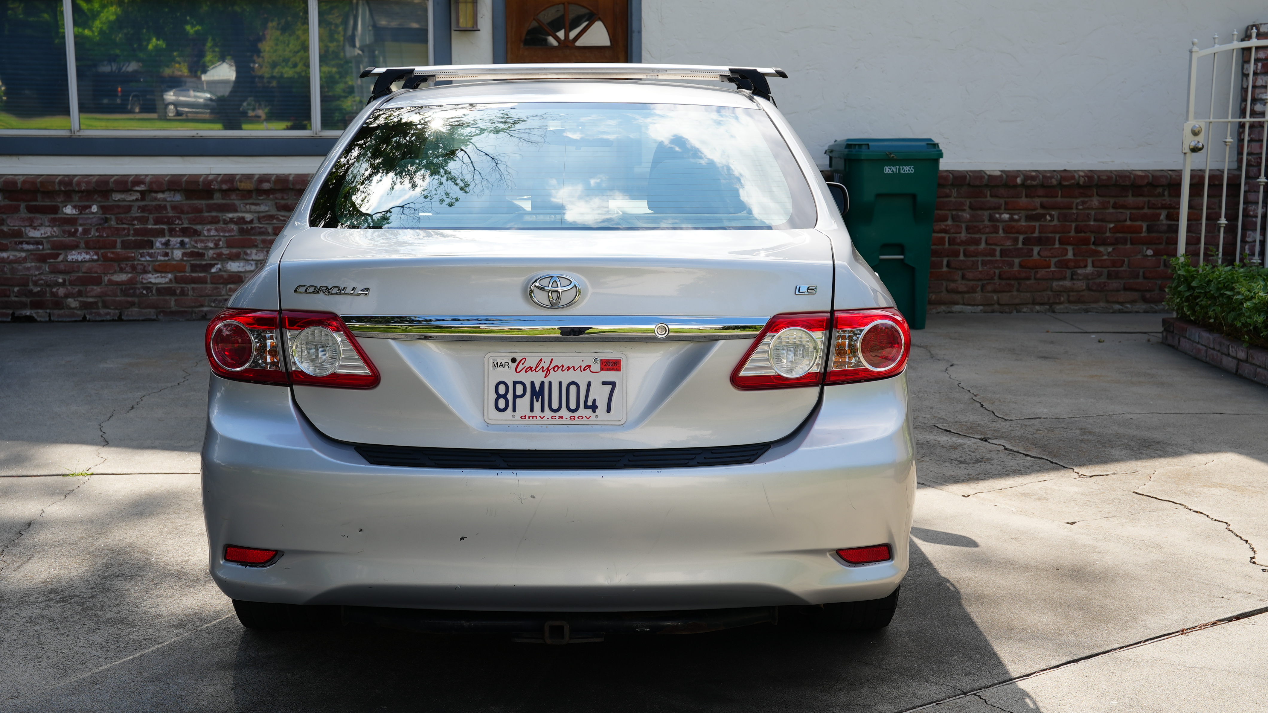 Used 2012 Toyota Corolla LE w/ Preferred Accessory Pkg FWD image 8